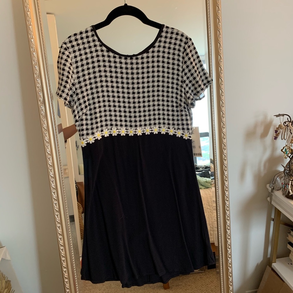 NWT Urban Outfitters Gingham Daisy A-Line Dress